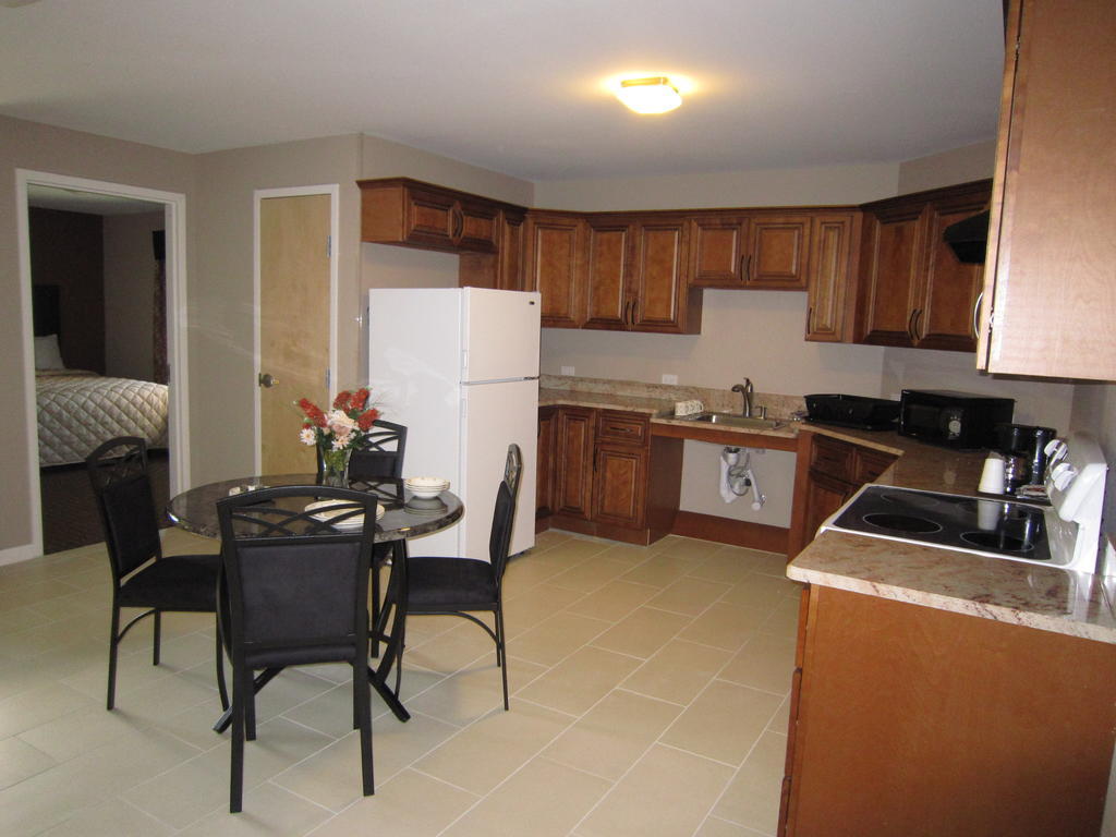 Red Carpet Inn And Suites Monmouth Junction Zimmer foto
